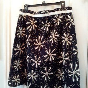 Lily Flowered Cotton Skirt Size Large